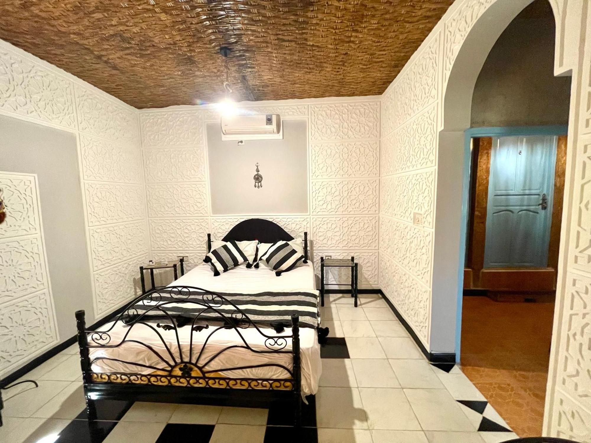 La Maison Traditionnelle Hotel Et Guesthouse Tafraout Εξωτερικό φωτογραφία